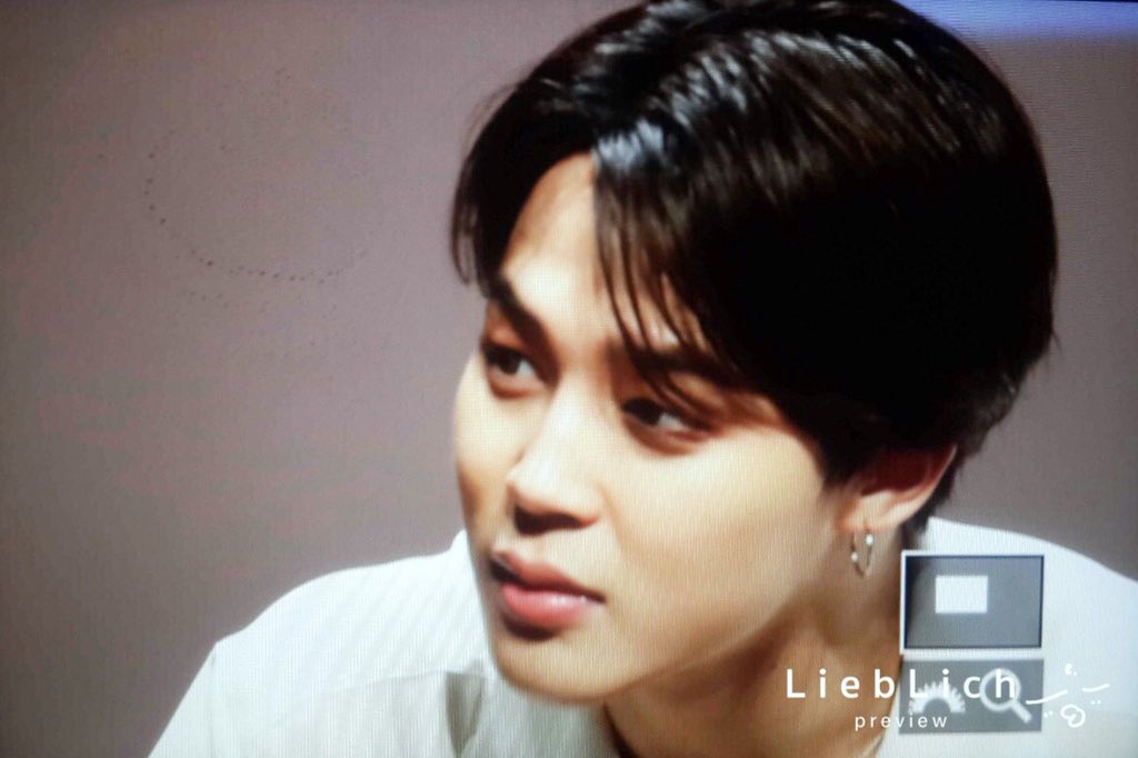 lieblich_jm's tweet photo. [preview]180607 상암 팬싸
@BTS_twt #BTS #방탄소년단 #防彈少年團 #지민 #침침 #JIMIN https://t.co/dxccPgOJTl