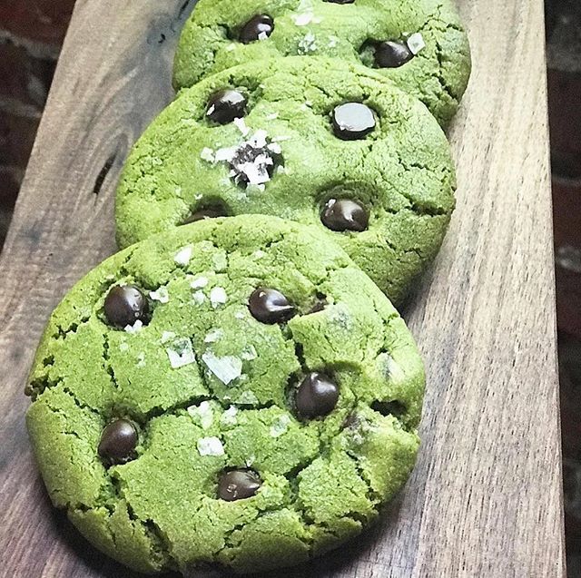 matchachile's tweet photo. Dentro de nuestros productos tenemos el *Matcha Premium Shizuoka* que es ideal para preparar tu té matcha clásico, y tenemos el *Matcha Culinario Kagoshima* ideal para preparaciones gastronómicas y mezclas varias 💚🍃
*Compras con envío a todo Chile en https://t.co/hVyVwrwhg1… https://t.co/n1n6gBcCTZ