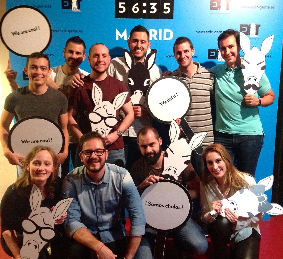 EXITMadrid's tweet photo. ¡Feliz jueves #escapistas!🕵🔐
Os presentamos al Equipo de la Semana del 28 de Mayo - 03 de Junio en EXIT® Madrid. Se trata de nueve amigos ingenieros informáticos que han venido a jugar el #modocombate de nuestra misión "Marchante De Arte 1932".
¿Queréis saber más?👉 https://t.co/nniKNH2pd3