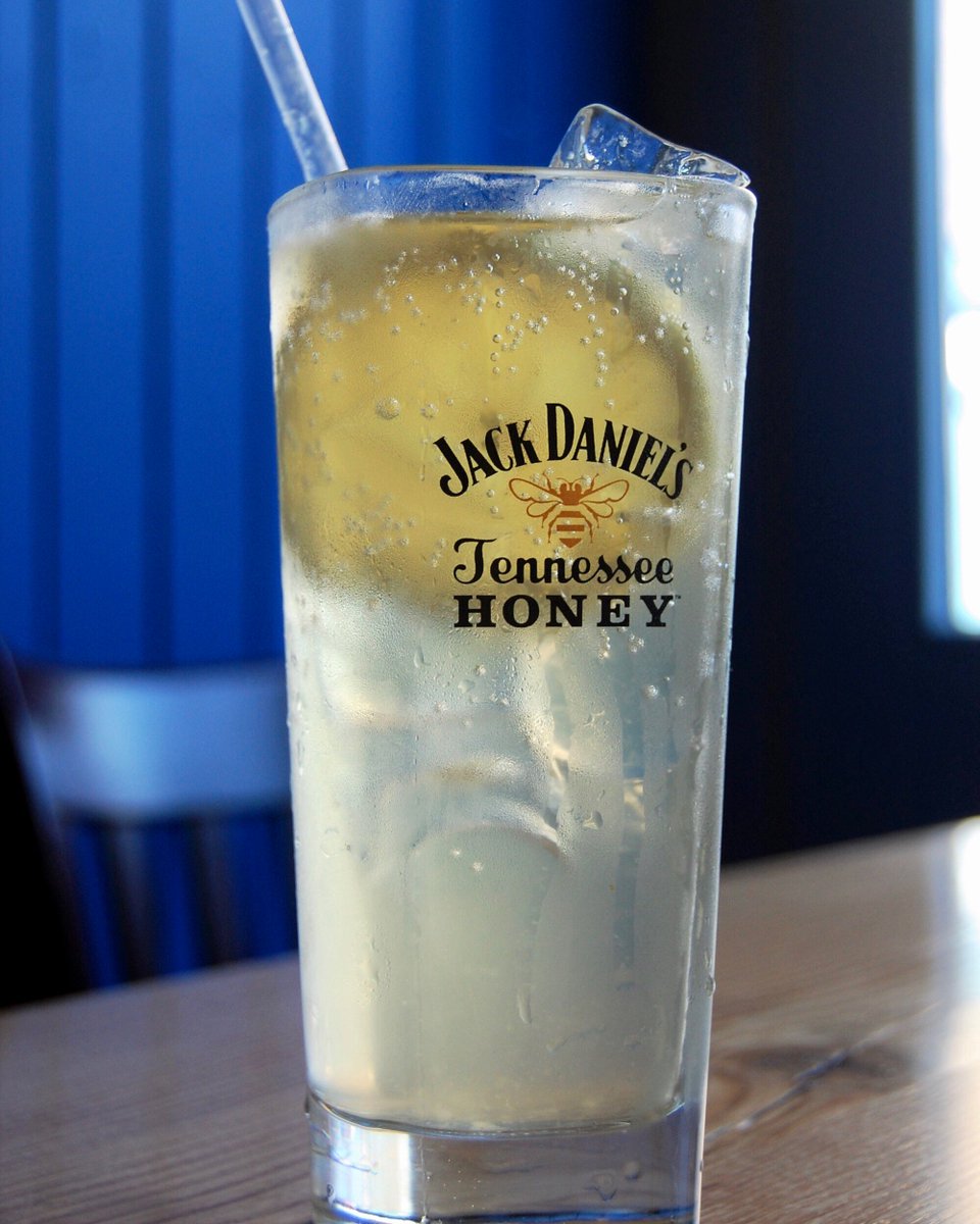 FirstCoast1's tweet image. Looking forward to the #therollingstones stones at #murrayfield on Saturday. We'll be serving Lynchburg Lemonades all day before the concert! 🍋 #Edinburgh #restaurant #jackdaniels #drinks