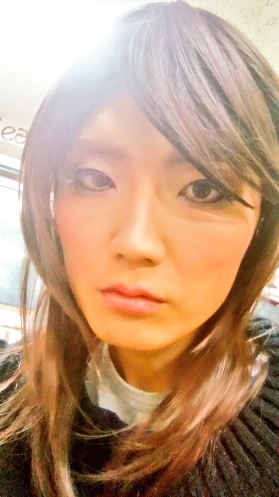 mine5701's tweet photo. 普段はライブ鑑賞🎤🎸とジムで体を鍛えています😊

たま～に女装💄

#ライブ鑑賞
#女装 
#女装男子 
#気に入って頂けましたらいいねかRTお願いします https://t.co/yeCI7nOehp