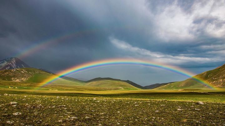 paesaggiabruzzo's tweet photo. #Foto di Lyon Corso - Campo Imperatore... momenti magici!!  #Abruzzo #Travel https://t.co/LQzlLKTy01 https://t.co/1xBde20E22