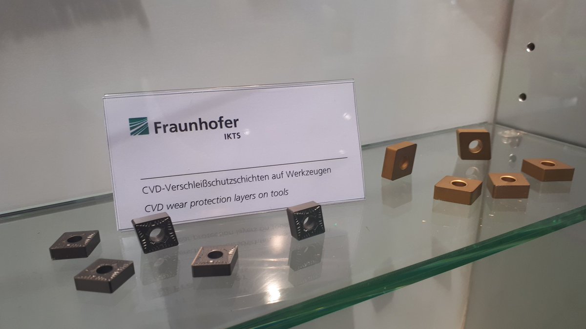 ald_lab's tweet photo. Showing off the latest hot #ALDep an #CVDep applications at SurfaceTechnology Germany https://t.co/v41rC0itgu