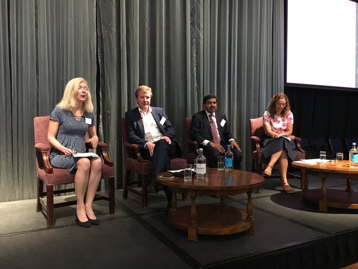 #xsupplychains Leadership Panel on Supply Chains. W <a href="/NWStansfield/">Nigel Stansfield</a> @CharleneC6 <a href="/marksandspencer/">M&S</a> <a href="/InterfaceInc/">Interface</a> <a href="/BTGroup/">BT Group</a> <a href="/Forum4theFuture/">Forum for the Future</a> <a href="/thecrowd/">The Crowd</a>
