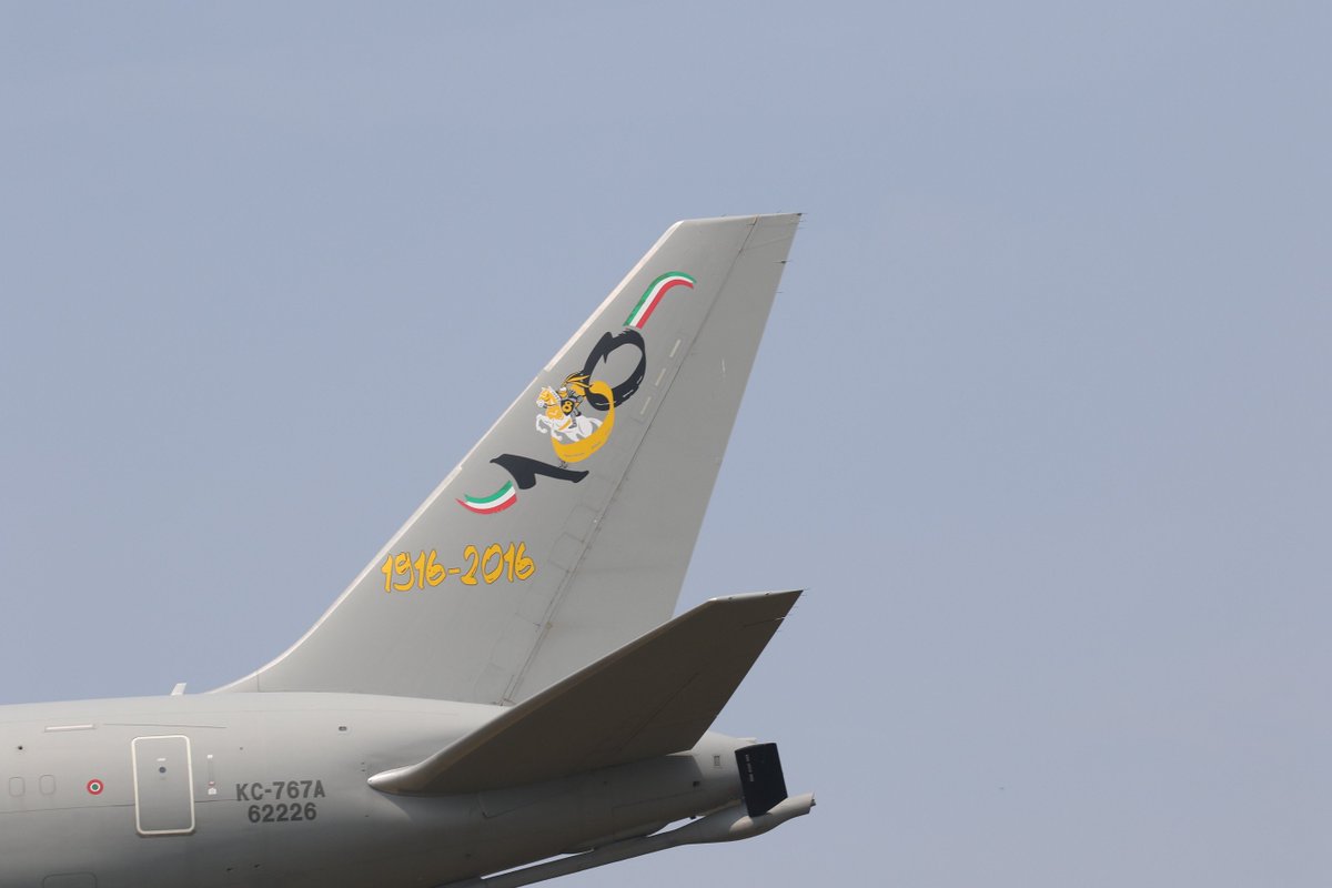 JorisvanBoven's tweet photo. 20180607 @ItalianAirForce KC-767 with special tail, landing at @VlbEindhoven to bring back to Italy the cargo from the #aproc2018 participants https://t.co/XGnmRnEAnD