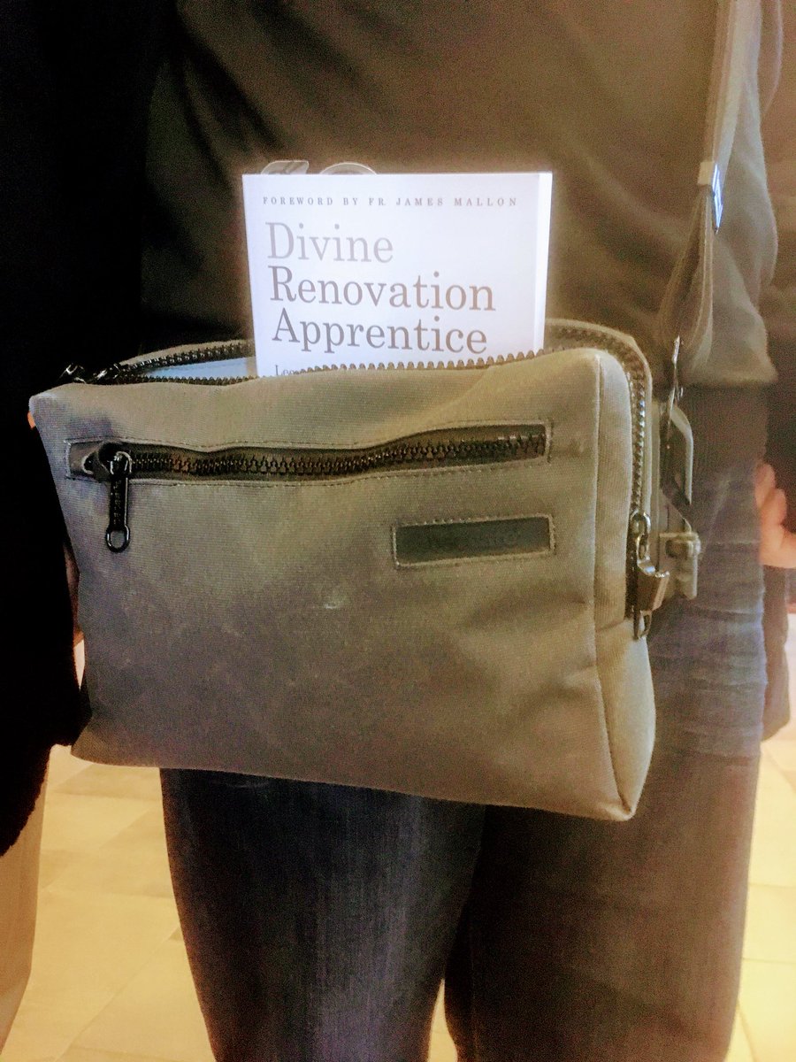 frsimoncc's tweet photo. .@oranparkparish & Colleen (from Australia) and @tasmadmonk (from Tasmania) showed up for morning Mass @SaintBP Please note Fr. David’s swag bag #DRApprentice #DR18 #DR18Aussies https://t.co/8dqEeElofS