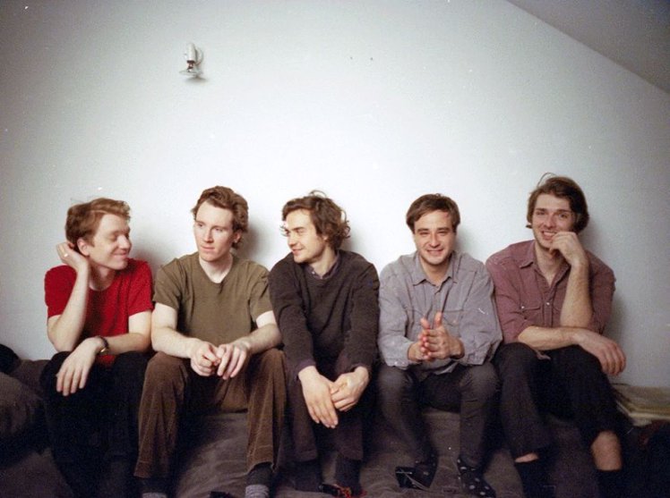 INTERVIEW
Owen spoke to Simon from Vague about the Austrian group's new album 'Land', which is our album of the week! 
Listen back here: euradionantes.eu/2018/06/05/alb…
@siluhrecords #euradio