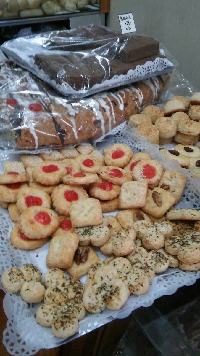 ConfiElRecord's tweet photo. Te estamos esperando desde bien temprano con todas nuestras especialidades para empezar estos días fríos ❄❄con otra cara!! 😊😊😋😋
https://t.co/fbk1tbxa4D https://t.co/Zl9S31epk6