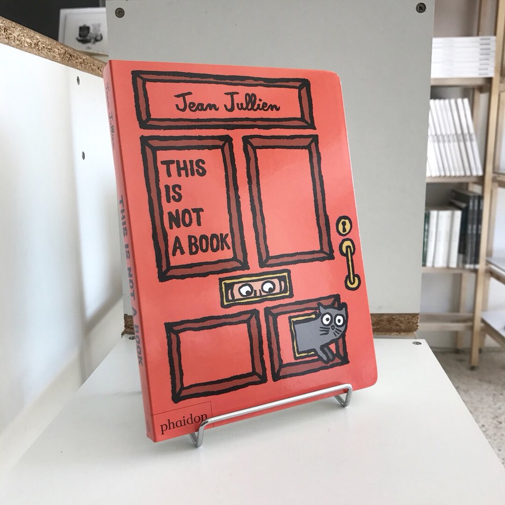 byeolcheck's tweet photo. [3차입고] <This is not a book> (PHAIDON/18,000원)

그래픽 아티스트 Jean Jullien의 그림책으로 사물을 다른 시선으로 바라보는 기발한 묘사가 흥미롭습니다. 이것은 책이 아닌 노트북, 박수 치는 손, 피아노가 되며 Jullien의 풍부한 상상력은 페이지를 넘길수록 그 재미를 더해줍니다. https://t.co/oK7N9TVBYI