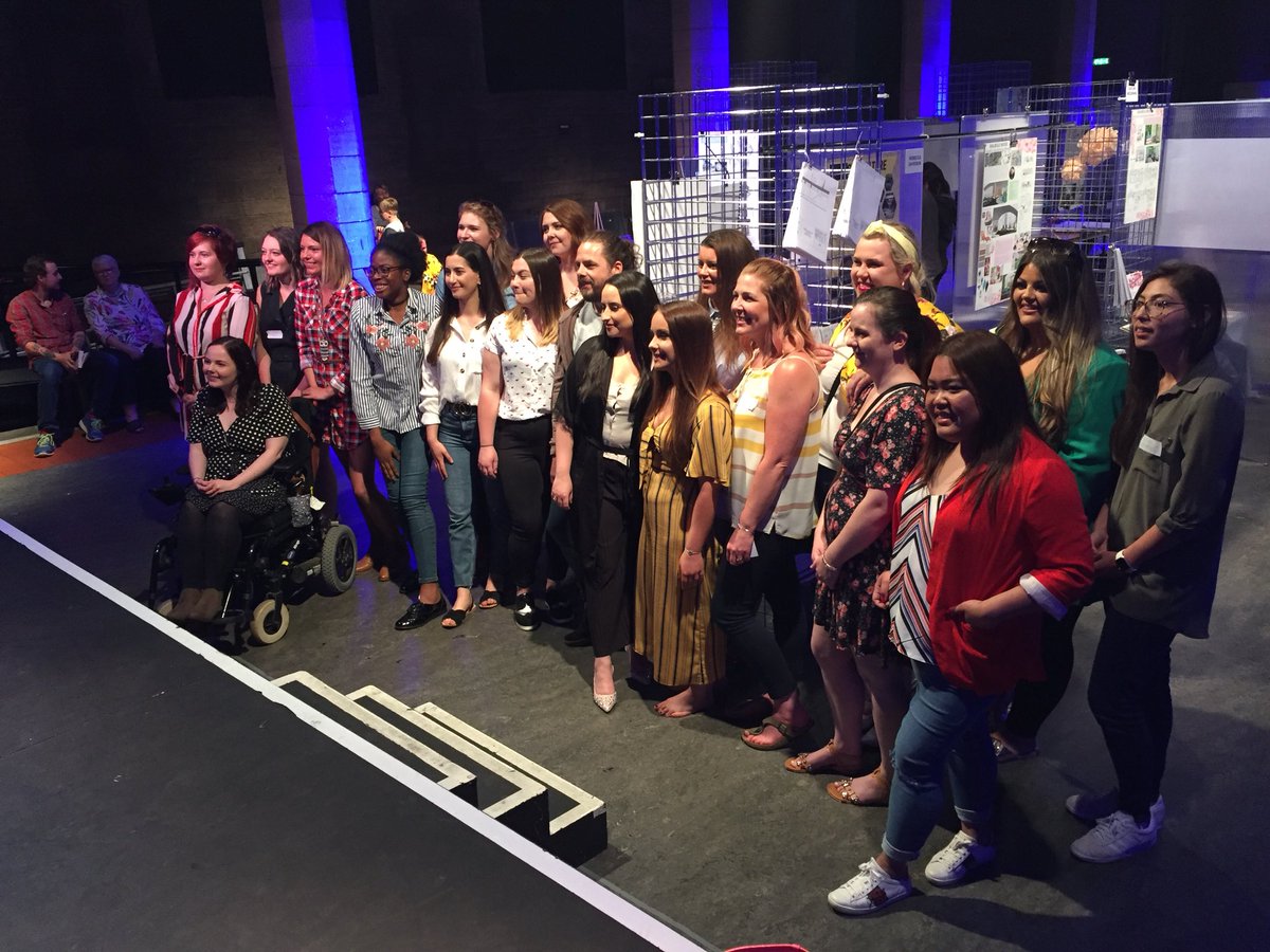 ID4_HW's tweet photo. 🎉🎉Congratulations🎉🎉
           Class of 2018!!
#interiordesign @HeriotWattUni https://t.co/XTMFfNVheW