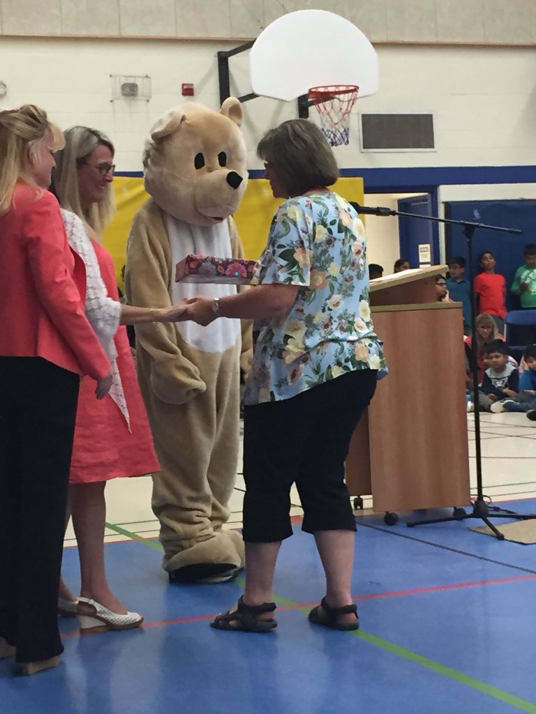 MmeMacLeod's tweet photo. Today we honour this wonderful woman! Happy Retirement Mrs Baioa! @PeelSchools @1GreatLakes2013 https://t.co/blCuxn7L9h