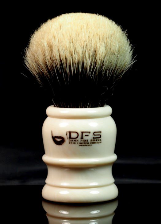 DamnFineShave's tweet photo. We've teamed up with Brad Sears for our 2018 #DFS LE brush.   The brush goes on sale on June 9th @ 12pm EST.

Read more here: https://t.co/huGwickFgF

#limitededition #shaving #brush #badger #damnfineshave https://t.co/dlwpD03qvB