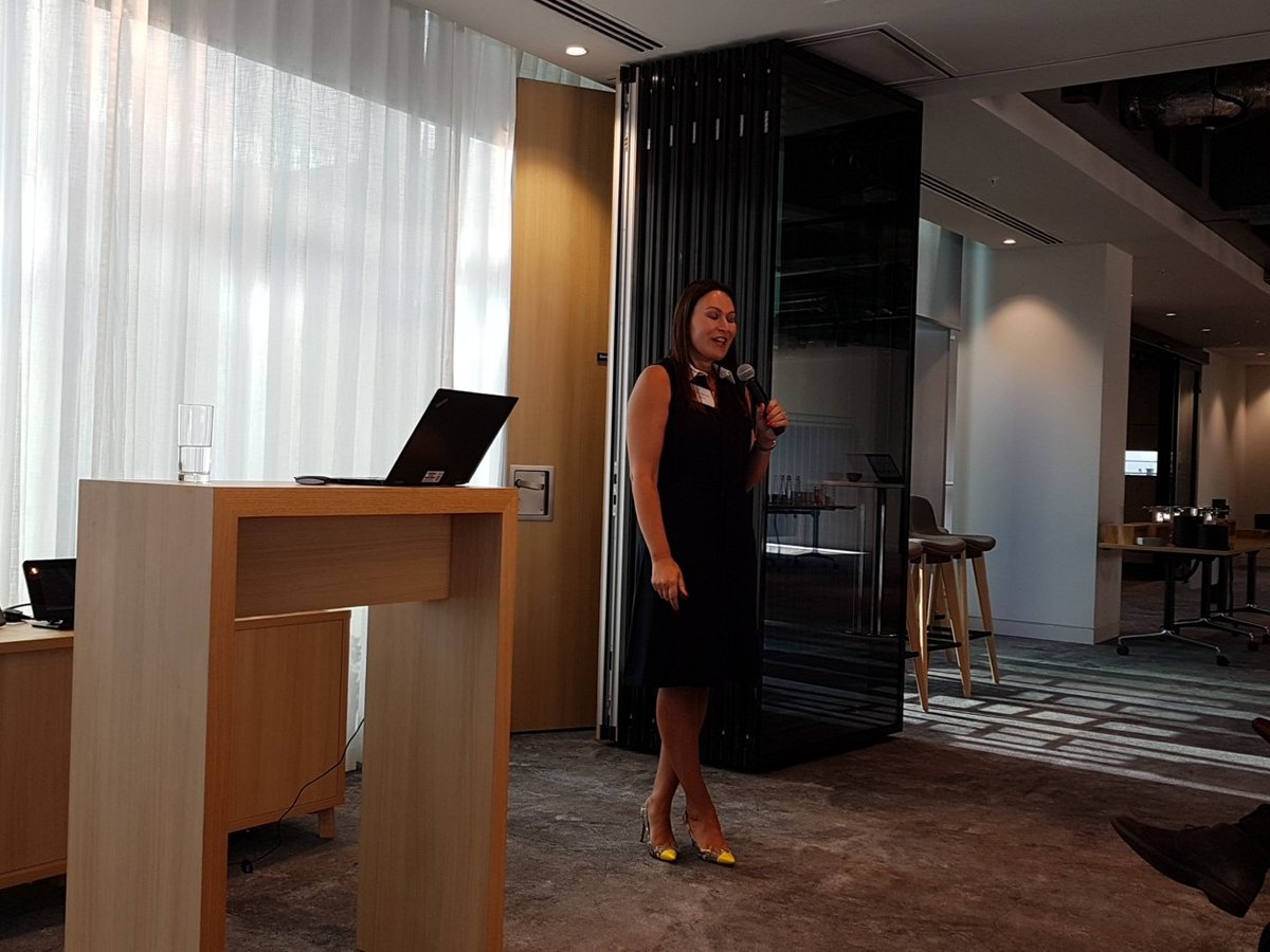 #retailtech #startup <a href="/WeDisruptMcr/">WeDisrupt</a> presenting at #scalemanchester looking to digitise the high street