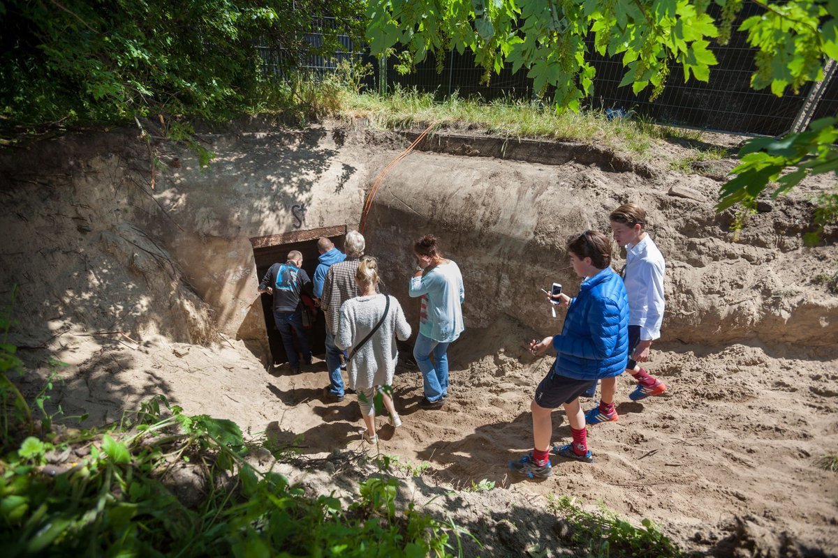 Zaterdag is het bunkerdag in de Haagse duinen! Check hier de locaties van de geopende bunkers #aanZee >> denhaag.com/nl/event/80390…