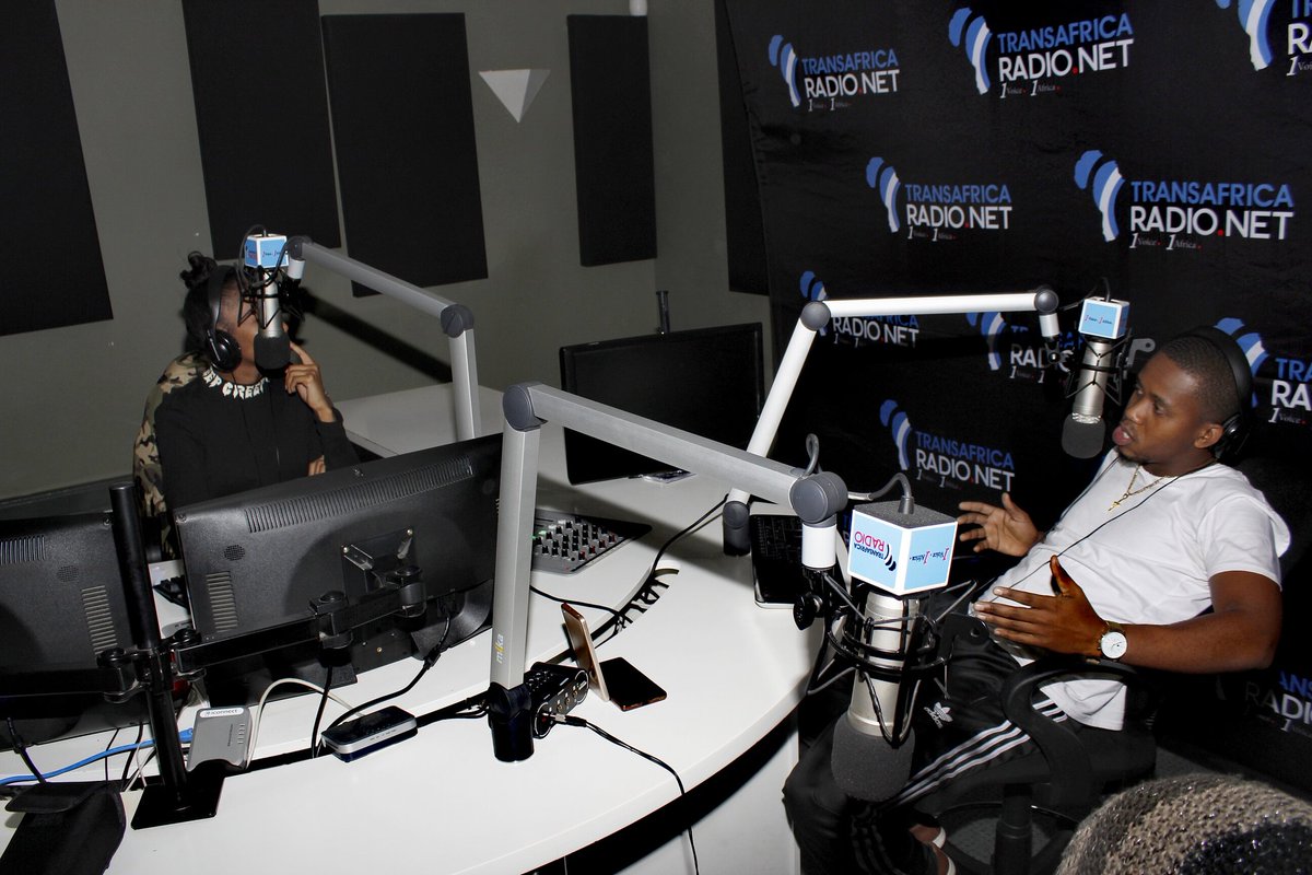 SeanTrimz's tweet image. Eastside 2.0 National Radio Tour still POPPIN'🔥🔥

Yesterday @CliffCentralCom &amp;amp; @TransAfrica872 were mad DOPE 🔥🔥

Tomorrow it's: 
@kasiefm at 8:30am
@Alexfm891 at 6pm

Get the track on this Google play link:
play.google.com/store/music/al…