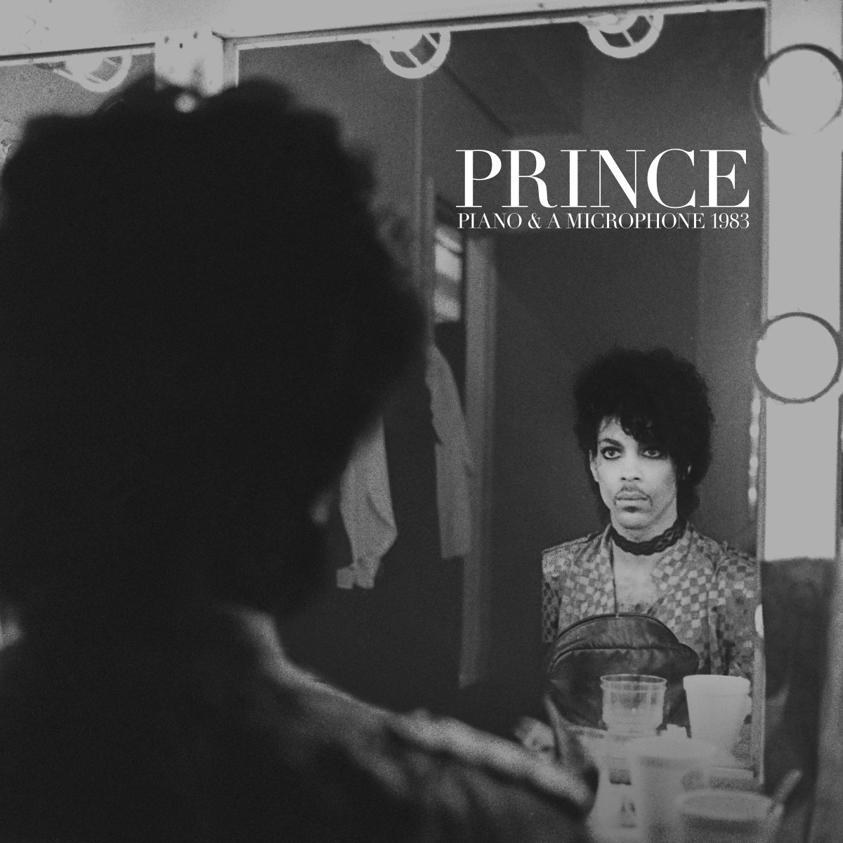 TheGoodSoundFR's tweet photo. #Prince : un album d'enregistrements inédits de l'artiste au piano en 1983 sera disponible le 21 septembre. Ecoutez l'extrait "Mary Don't You Weep" ► https://t.co/tGBhU3HvML ♫ 💜 #PrinceMic1983 #PrinceDay https://t.co/vT02bMRK10