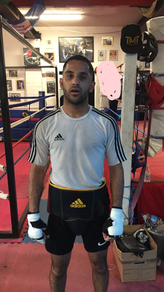 indisangha1's tweet photo. Sparring this afternoon feeling razor sharp ⚔️ #indz @Spencermccracke https://t.co/MoG1WZiEtI