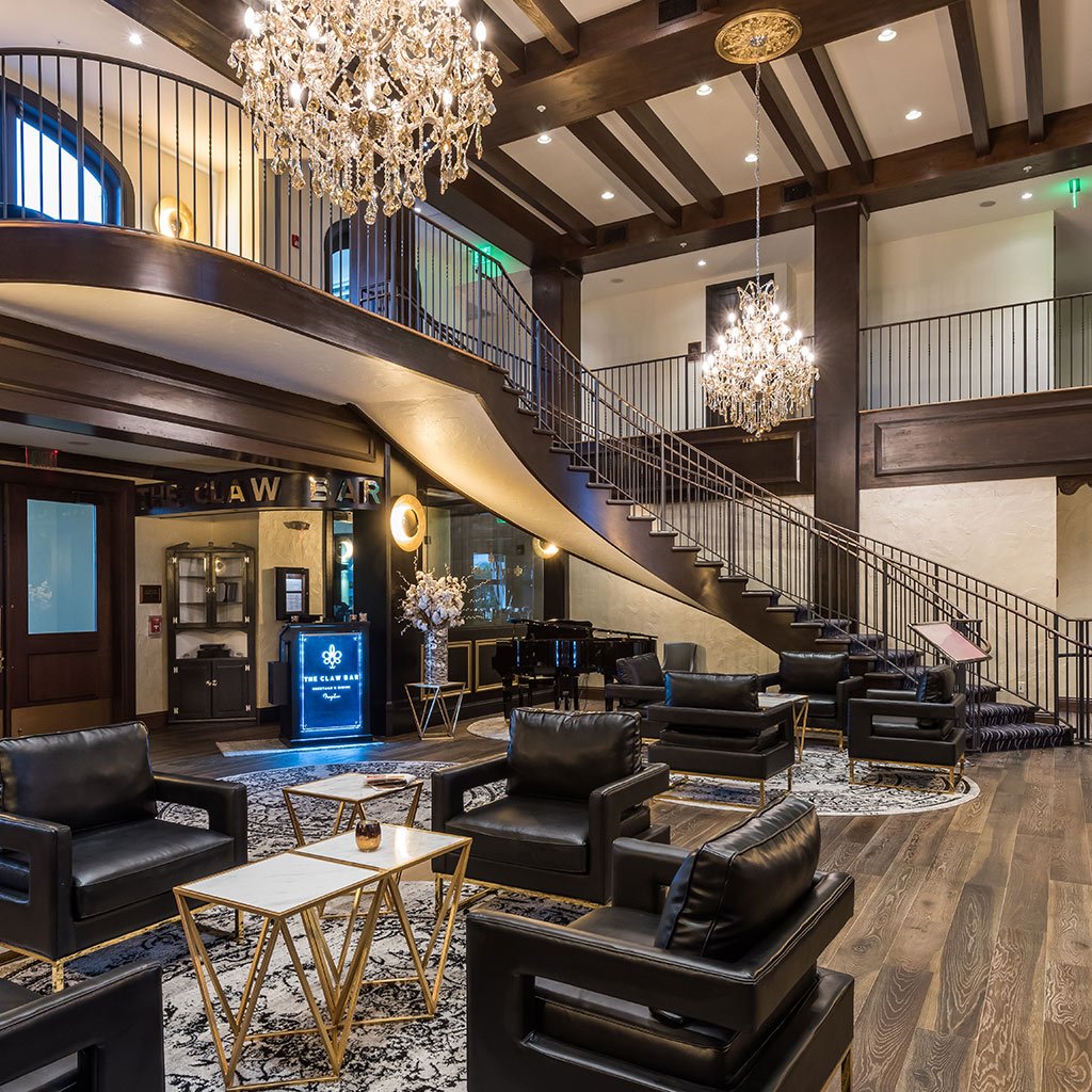 BellaseraHotel's tweet photo. Naples best kept secret is just steps from 5th avenue. https://t.co/6wkDvY0c6d https://t.co/49k5mwFBw8