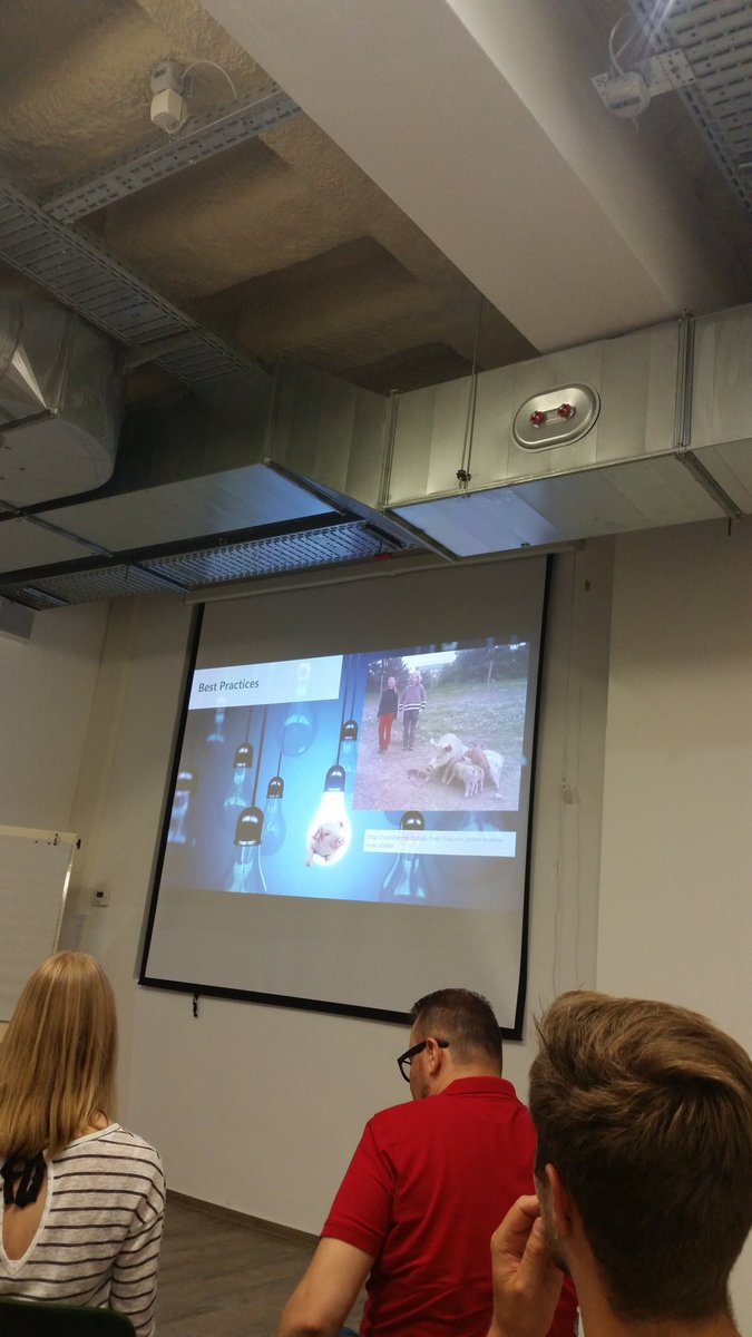 ImpactHubRuhr's tweet photo. Praxisbeispiel: #jobsharing geht auch auf dem Bauernhof
#impacthubruhr #impactevening https://t.co/FIVn9bfE8O
