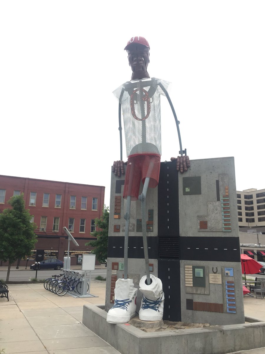 N8chrPhotog's tweet image. Here come a handful of pics from #OldMarket in #Omaha as I walk around before setting up for the Summer Arts festival this weekend. So glad I got here several hours dearly to enjoy. #osaf