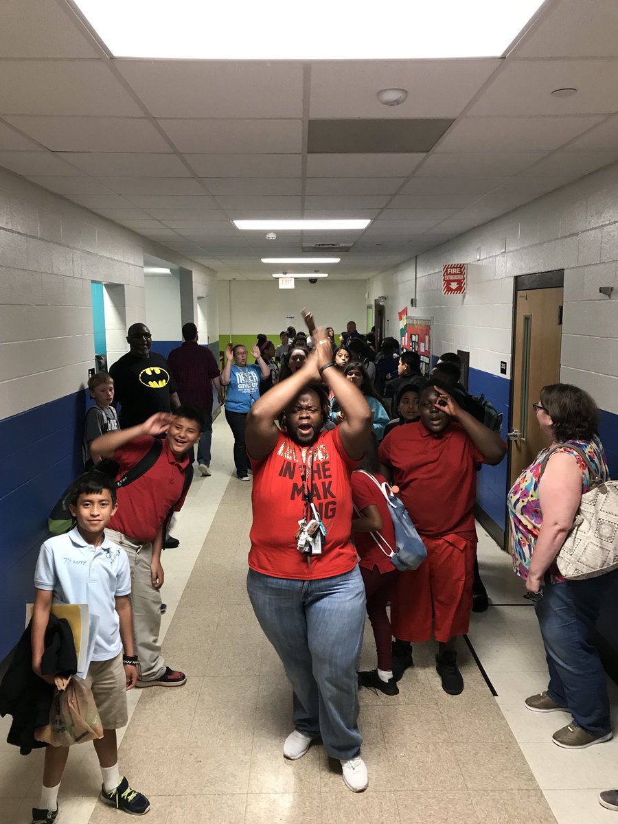 DrSherriBarrow's tweet photo. Celebrating our Class of 2024 6th grade Scholars as they end one journey to start another! #Classof2024 #WalkofSuccess #myIPS https://t.co/kFpclFKo3p