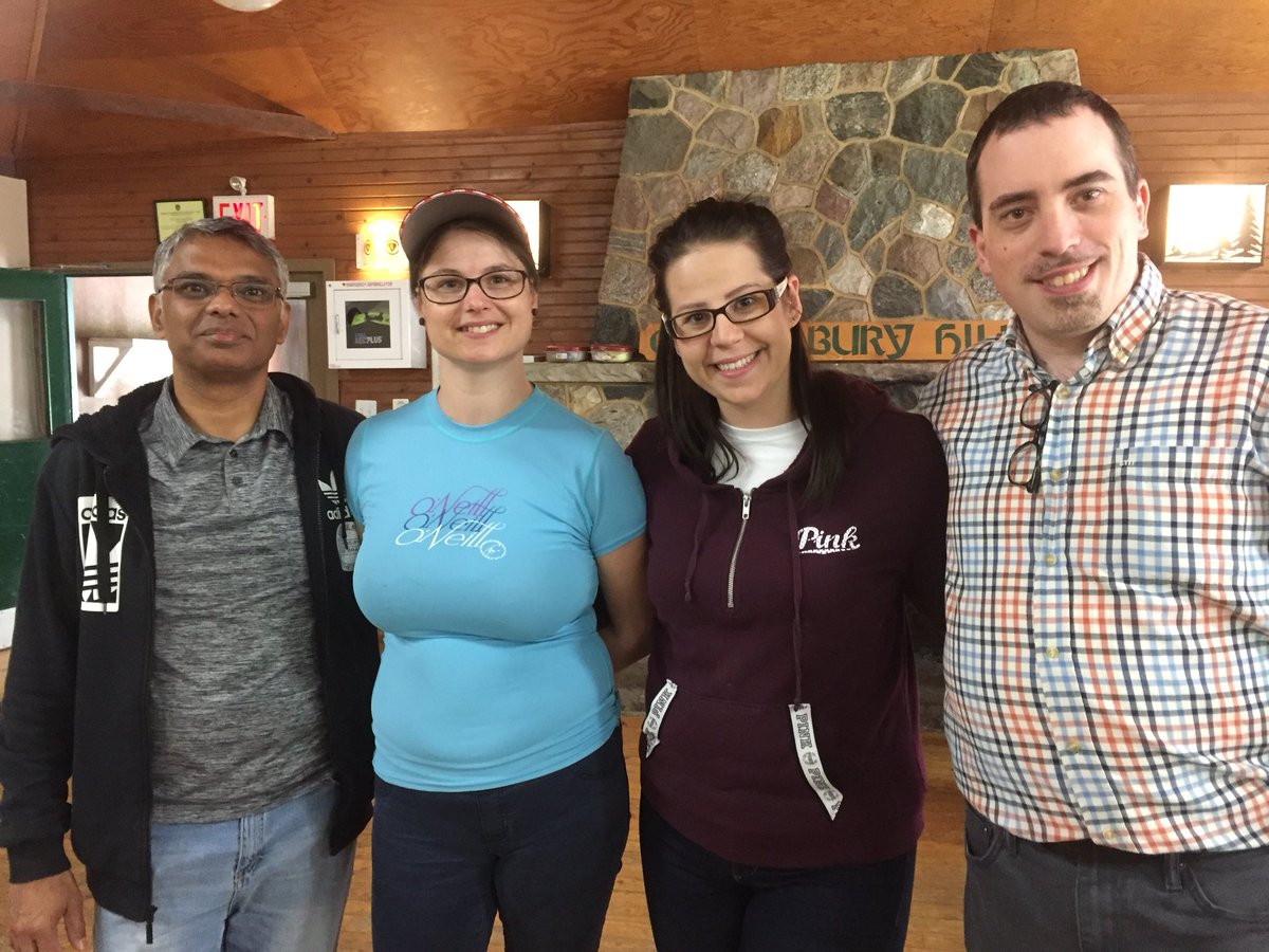 Une partie de notre équipe d’animateurs au camp de leadership de 8e année! <a href="/cscmonavenir/">Csc MonAvenir</a> <a href="/aesdccs/">AESDCCS</a> #leadership #futursleaders #machineavoyagerdansletemps