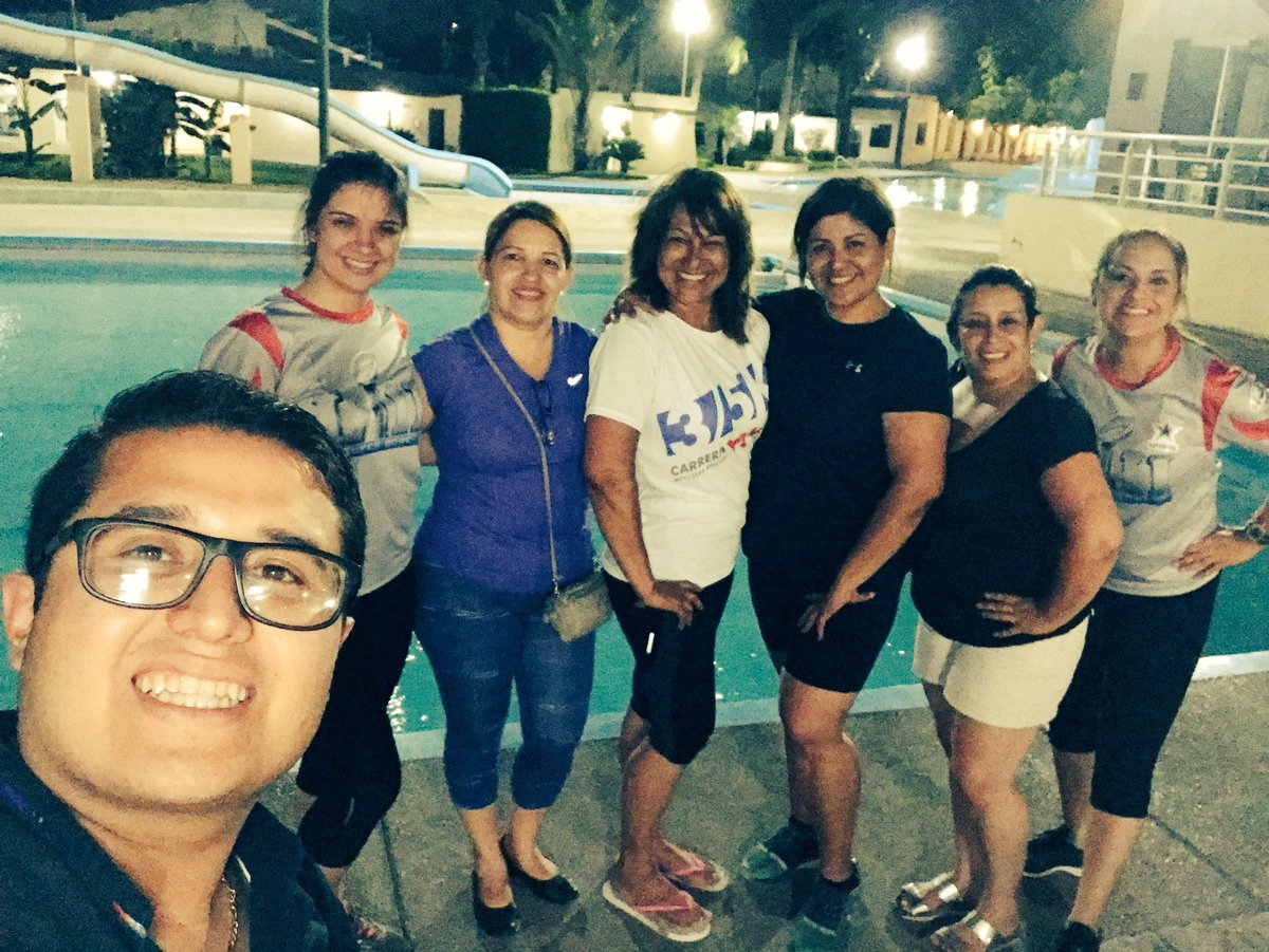 No importa el poco tiempo que comparto con ustedes es la sincera amistad que tenemos todas en común feliz día del corredor