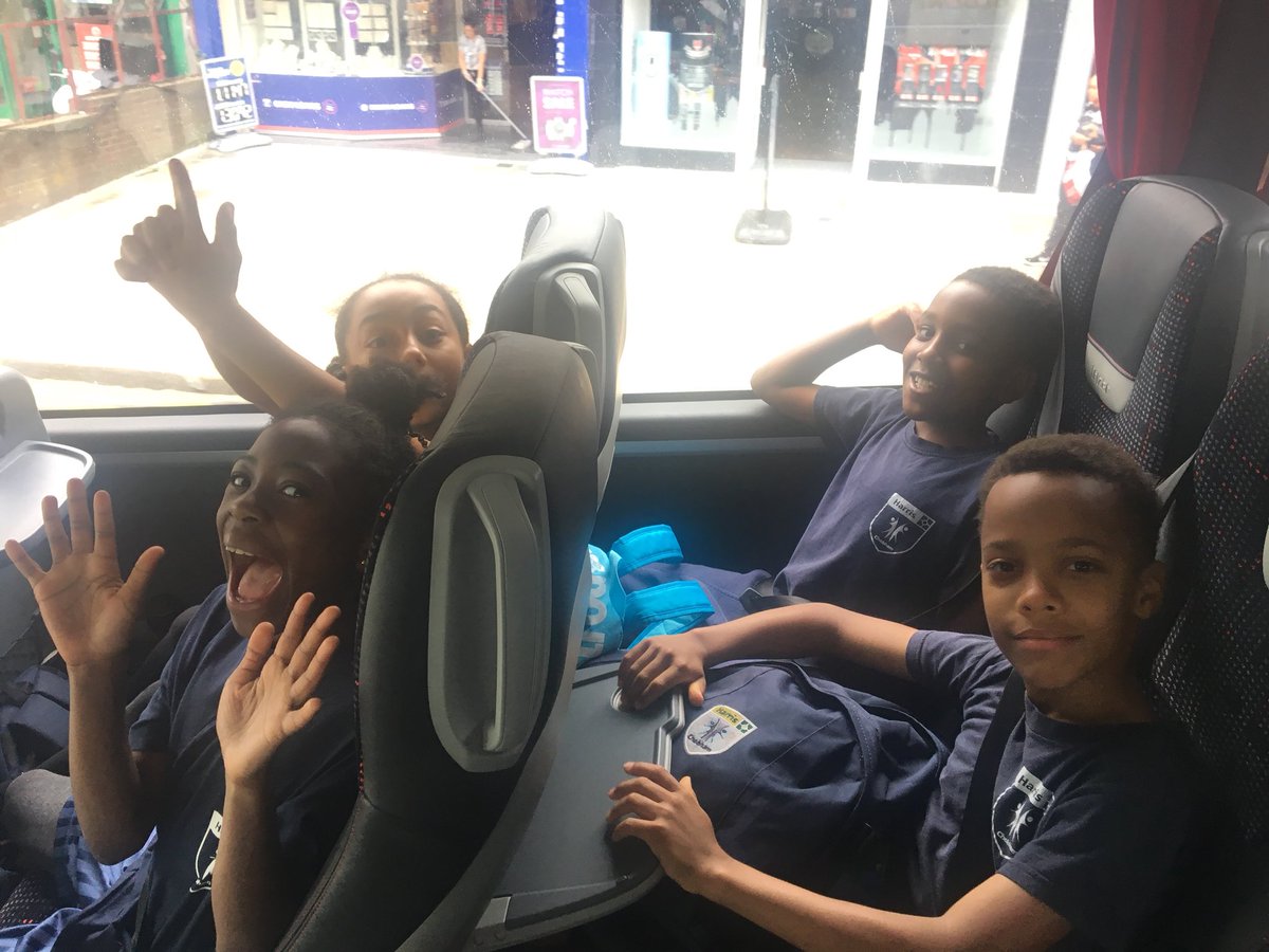 MissClarke3B's tweet photo. It was a fantastic day at #harrisfederationsportsdayprimary all athletes have done a brilliant job and we’re returning PROUD! #tryyourbest @Primary_Chobham https://t.co/aTqa2yQ3VX