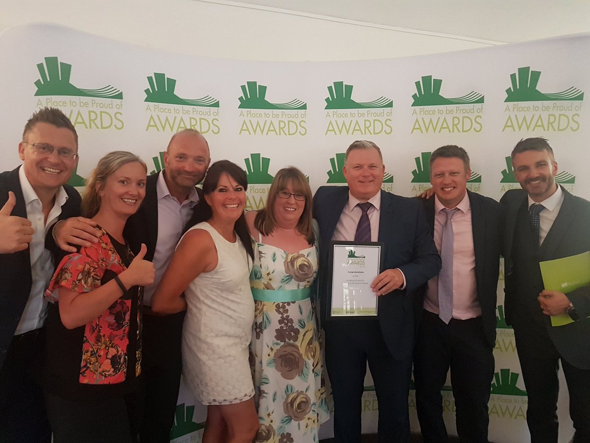 Dolbers71's tweet image. So very proud to be part of the @arkriders team for @Ark_Charity Finalists #PlaceToBeProud Just watch us keep pushing and to smashing £250,000 in 2019. Ain't no stopping us now 🚴‍♀️🚴‍♀️👍👍💪👏👏😁