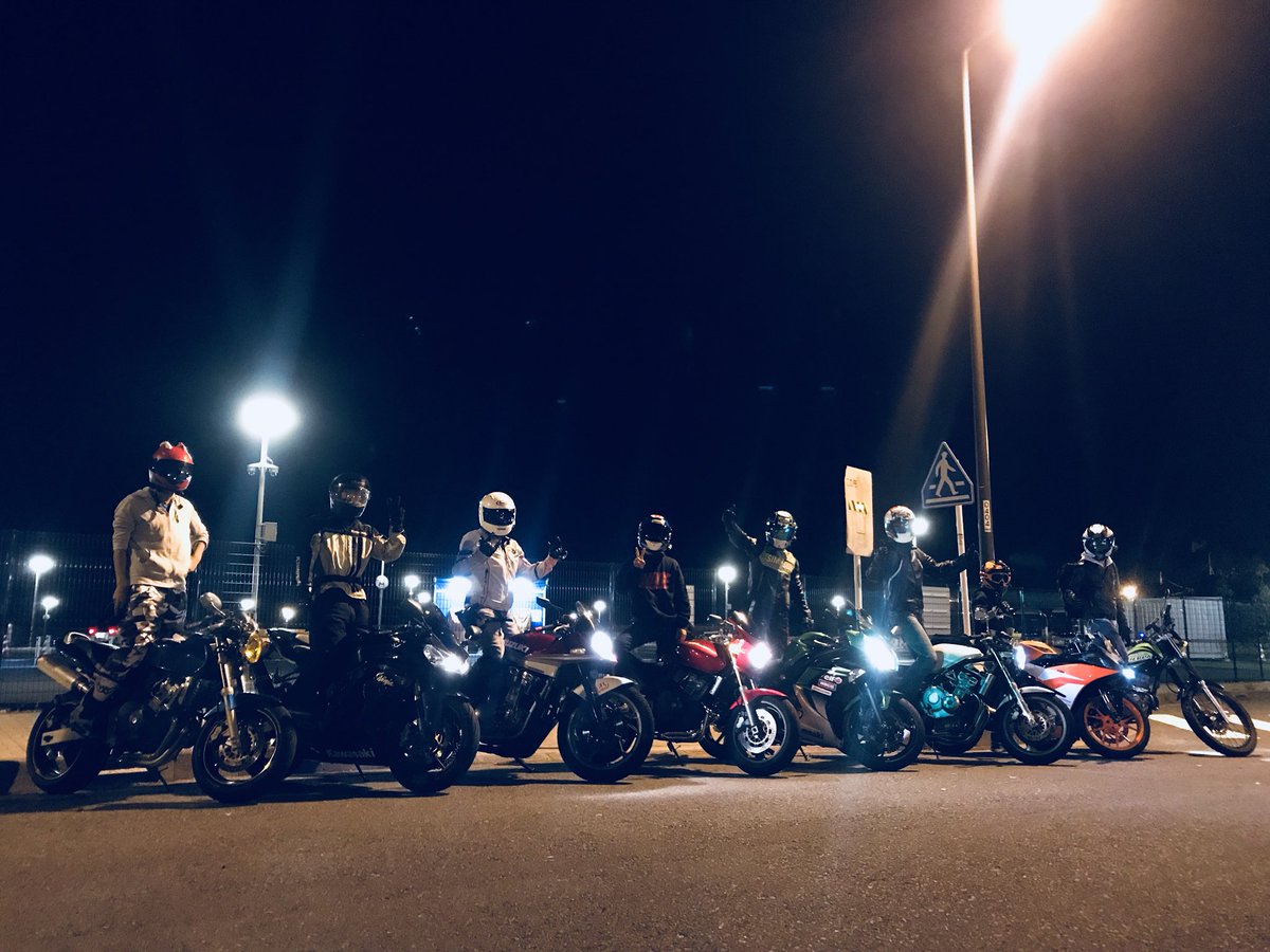 papico_m96's tweet photo. 観音崎からの江ノ島お疲れ様でした👏
ラムネライダー最高すぎ🙆‍♀️

@Rikkun_Rider 
@Ninja400SE_T2 https://t.co/oiotLFDtQs