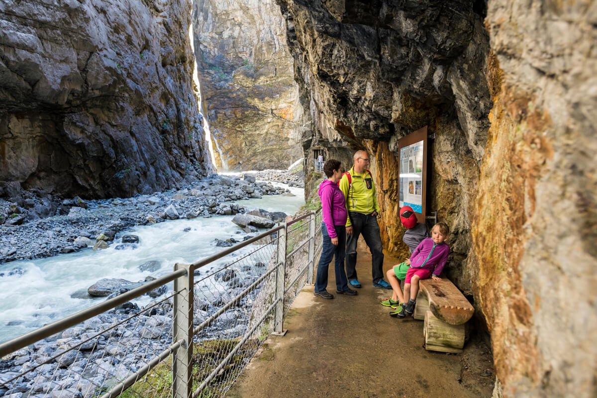 OutdoorInterlak's tweet photo. The Glacier Canyon is a masterpiece of nature! Huge 300m walls carved by ice, featuring a 1km walkway and a giant spiderweb to really immerse yourself in the surroundings. Great activity for everyone in all weather! https://t.co/tJEm3HNEDP https://t.co/kRO4QpnIcz