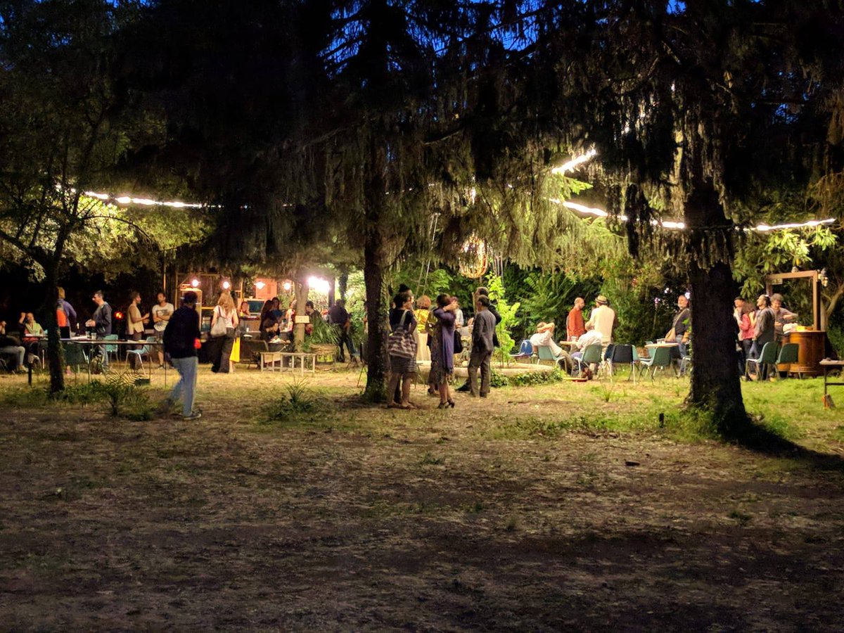 🎉🎉5 anni! Siete pronti a festeggiare con noi e tutta la banda di Welcome 2the Jungle con tanto di Iceone ospite speciale? Qui c'è gente che aspetta da ieri... 🎂🎂🎂
#ozèunabomba