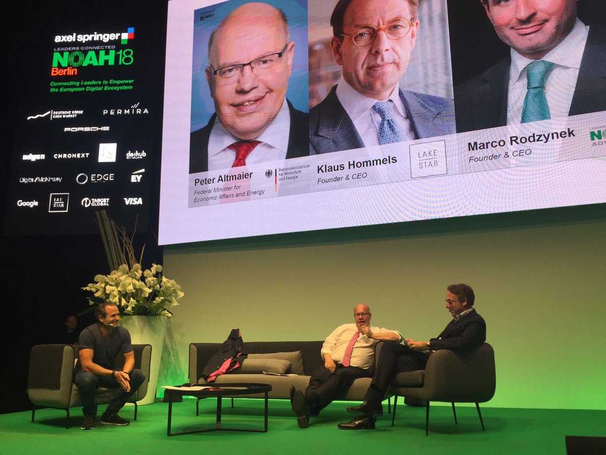 seb_p_peter's tweet photo. At NOAH Conference with #dehub and #rckt listening to our Minister Peter Altmaier and Hub Initiative advisory board member Klaus Hommels discussing digital competitiveness of Europe #klaushommels #peteraltmaier #bmwi #lakestar #NOAH18 https://t.co/f3ZmY80SrF