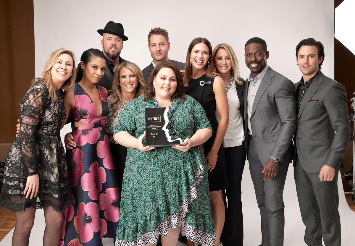 NBCThisisUs's tweet photo. There's no such thing as a perfect pho... oh. #ThisIsUs https://t.co/srEJrKvmy0
