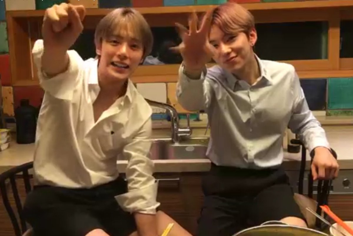 LeeMinhyukBr's tweet photo. [#Thread] 07.06.18 | #VLive
ㅡ Traduções do 5º #KyunChefsCookCook com #MinChef
#민혁 #몬스타엑스
#MINHYUK #MONSTA_X https://t.co/faIQyOlgXd