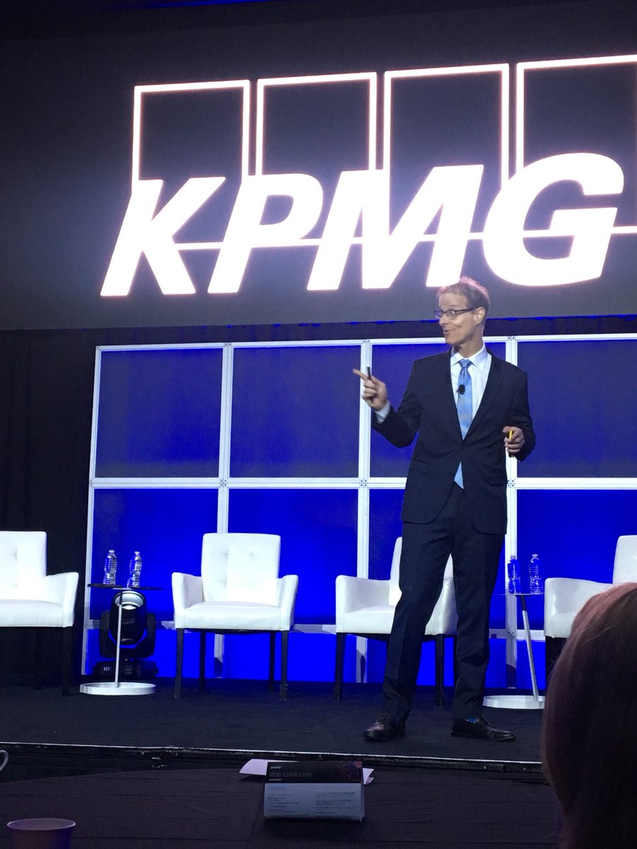 ALLYEnergyInc's tweet photo. .@slfdriveSilberg is talking about fueling the future. Autonomous vehicles, innovation and all things automotive! #KPMGGEC https://t.co/9oJM9nbu3c