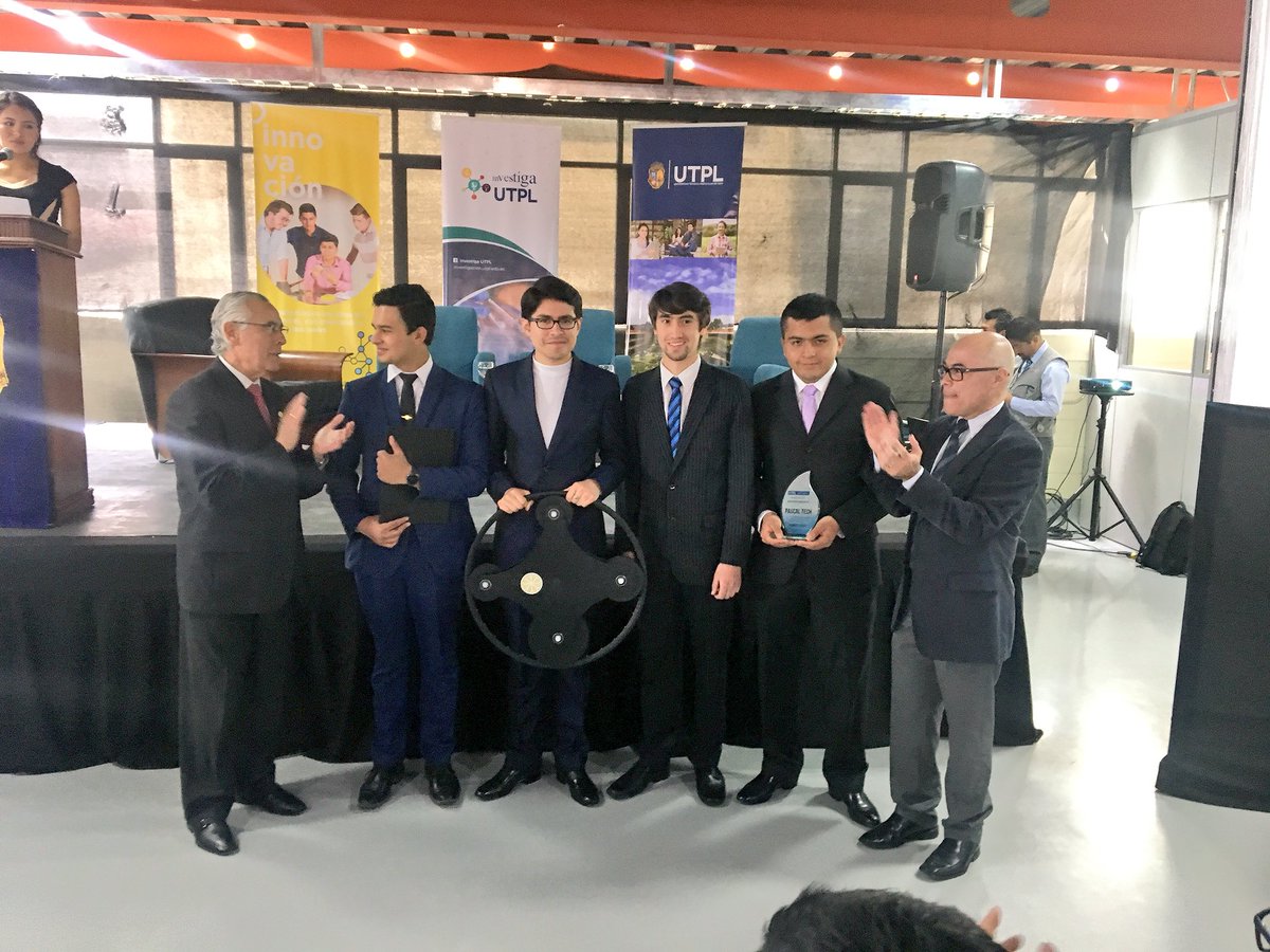 utplinvestiga's tweet photo. Se entrega reconocimiento a estudiantes @utpl con su proyecto Pascal Tech ganadores del @HultPrizeEC en VII #InvestigaUTPL II #InnovaUTPL https://t.co/HI7MUN6qQe