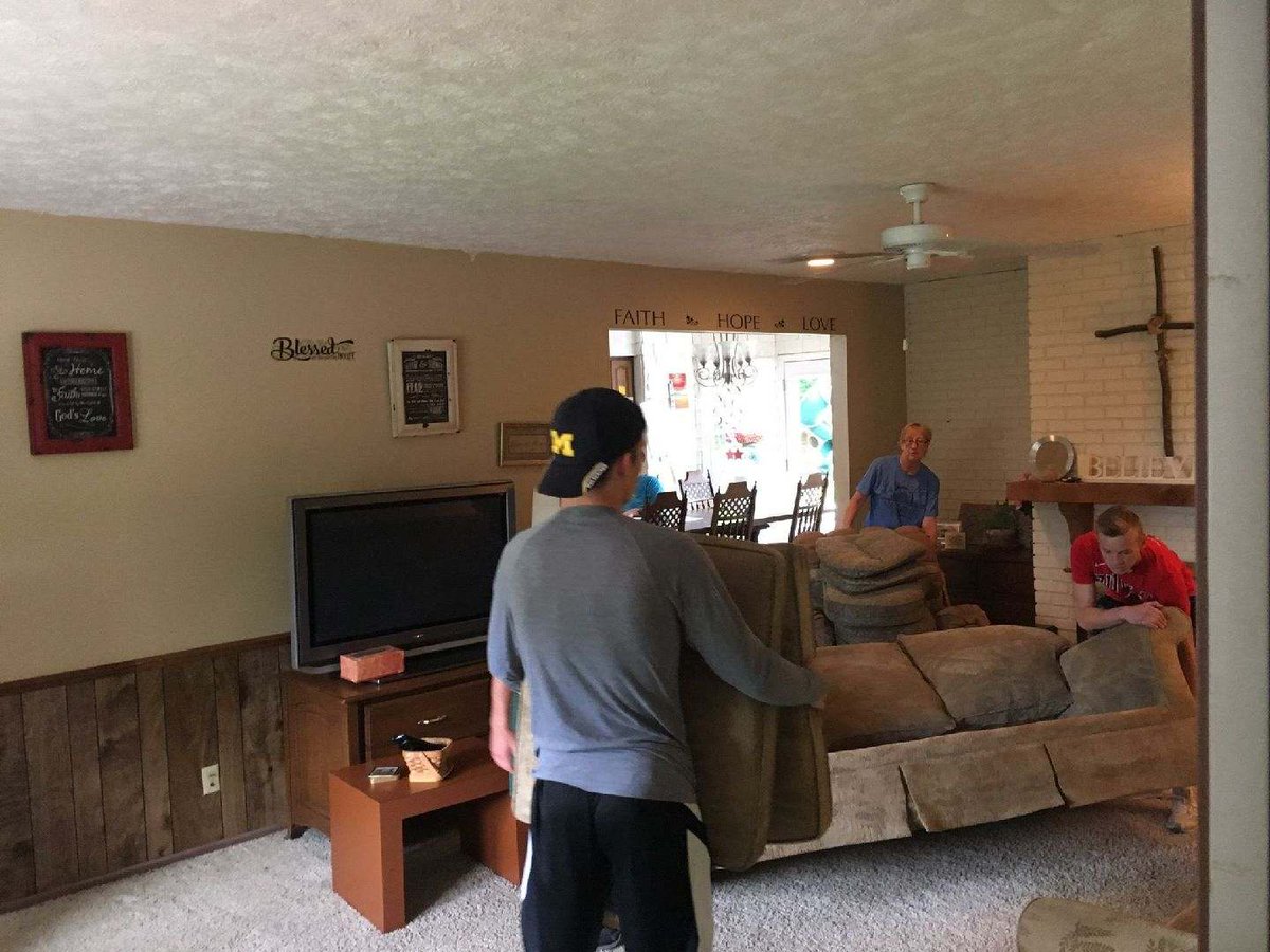 Wawasee Athletics On Twitter Warrior Basketball Helping To Move