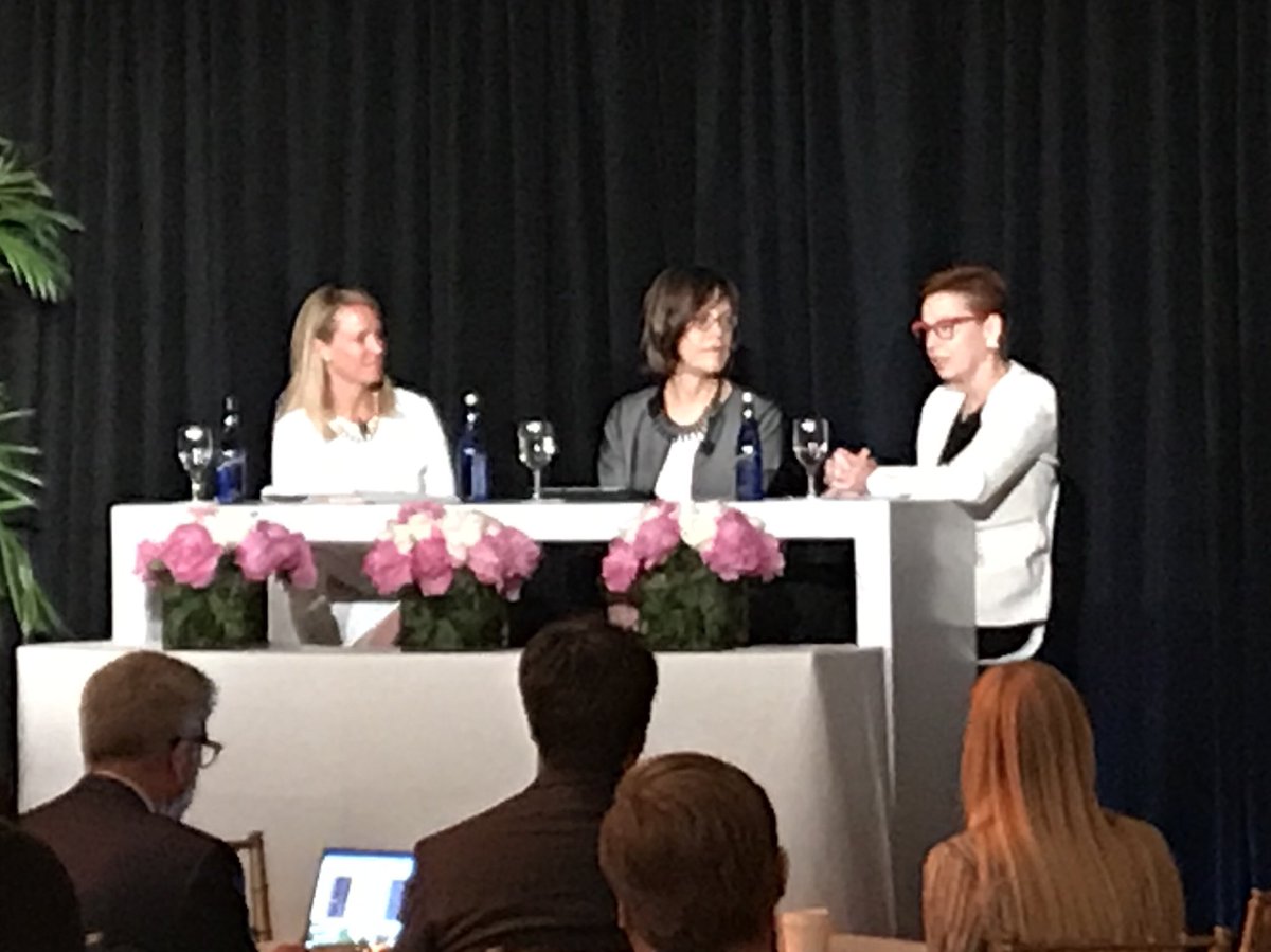 Thank you Nicole Regan @PiperJaffrayCo for facilitating an inspiring panel on #servantleadership &amp; hospitality <a href="/CABachelder/">Cheryl Bachelder</a> #TiMartin <a href="/Commanders_NOLA/">Commander's Palace</a> - loved the shout out to <a href="/NOCHI_tweets/">NOCHI</a> too #PJCConsumerMarketplace