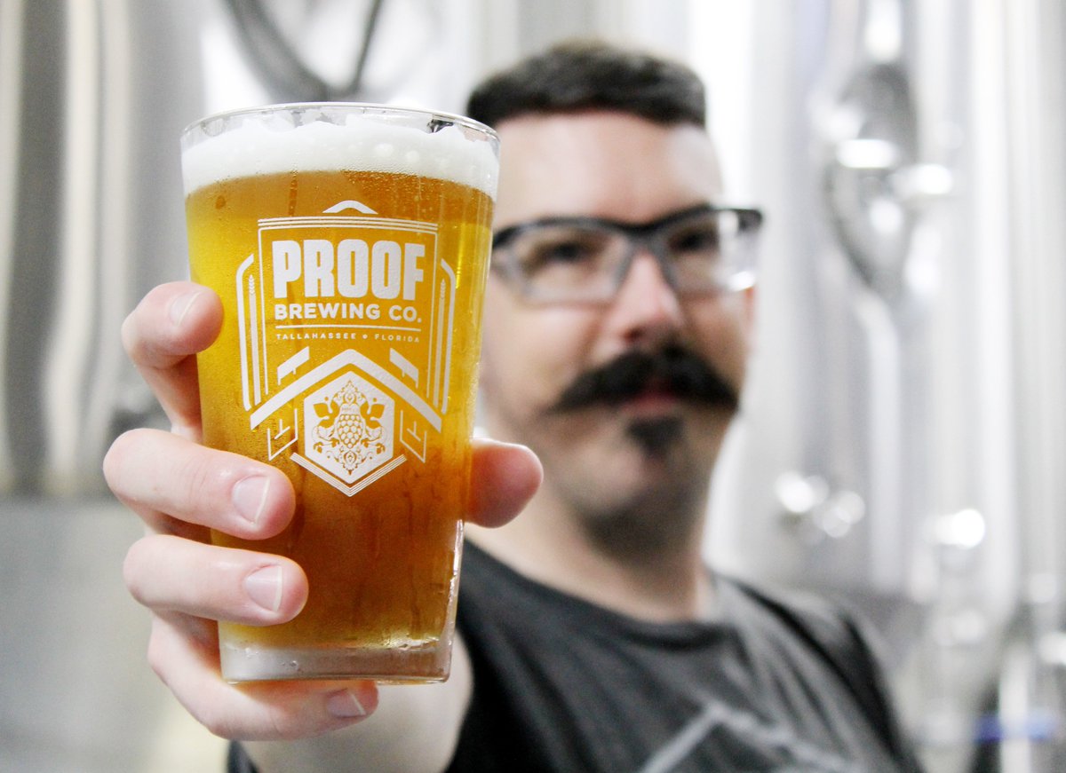 ProofBrewingCo's tweet photo. Mosaic White Oak #Eightfive0 is our featured beer of the week! We brewed our award-winning American Pale Ale with Mosaic hops and aged it with white oak. It will be available to the public Friday. SOL members get first dibs today! Tasting room only, while supplies last! #TLHBeer https://t.co/F4Pdm1HCB3