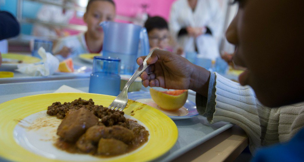 [Actu📰]
🌱Objectif 50% de #bio dans les #cantines scolaires d'ici 2022 ! 🧒🍽👧
#restauration #agriculturebio #alimentation
➡ bit.ly/2Ji1t3l