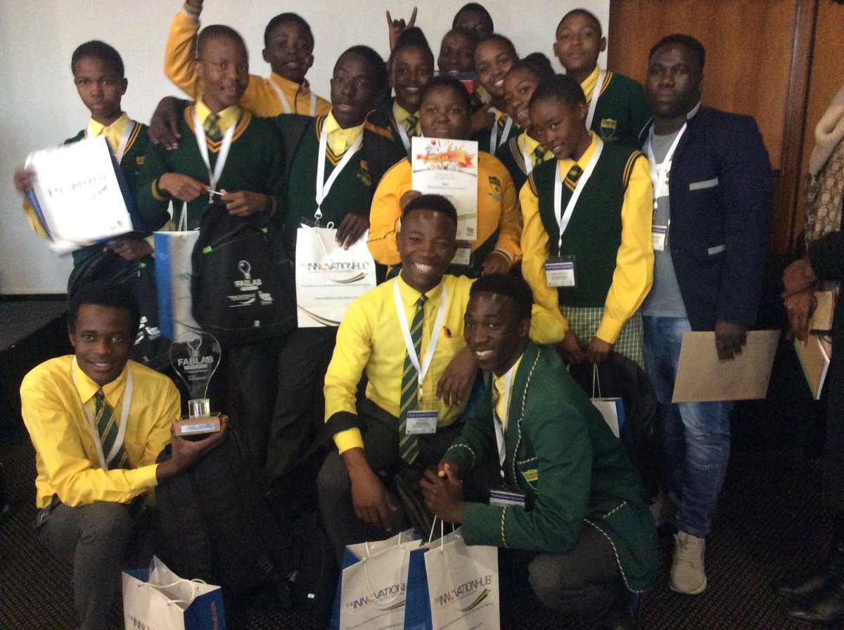 TiyaniTee's tweet photo. Today was a great day for youth Innovation, well done to all the youngsters on the presentations. The future is now indeed. #ACCSF2018 #FabLab #gkVacWork @CityTshwane @4otune @Geekulcha https://t.co/rW9fCI04zT