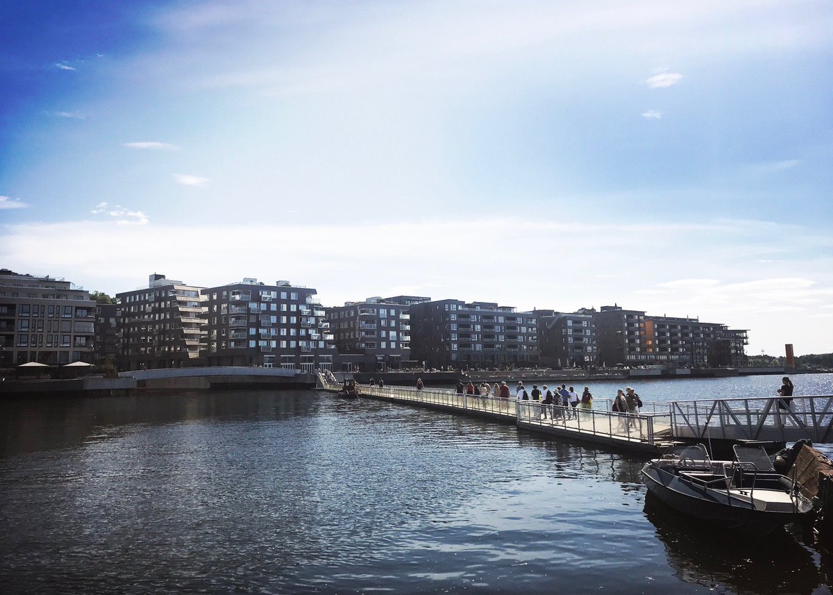 OverdriveBET's tweet photo. [NORVEGIAN TOUR] Suite du programme avec @AMO_association du côté d'#OSLO avec la visite du quartier #Sorenga en présence d'Urbanium AS et de Sorenga development KS. https://t.co/9EXHYBhQ5k