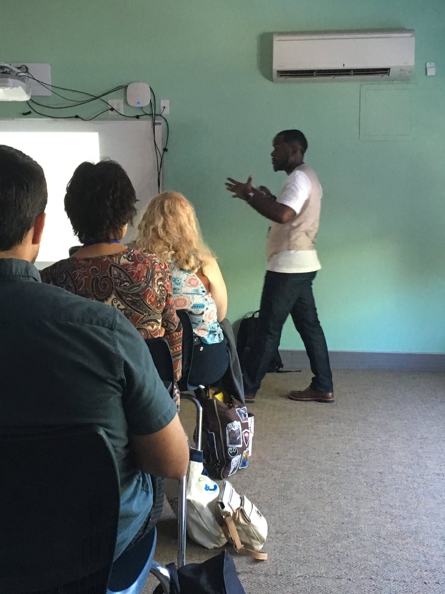 FirstAtBat's tweet image. Always looking for new tools for global learners and #teachingSDGs thanks ⁦@dene_gainey⁩ at #ST4T ⁦@Belouga_⁩