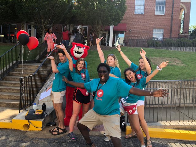 LaGrangeCollege's tweet photo. O Team says, "Welcome to the Hill!" to attendees of first Orientation session of the summer this morning. #LCBound2018 #LCTransforms #lagrangecollege https://t.co/AJjG1WOFRP