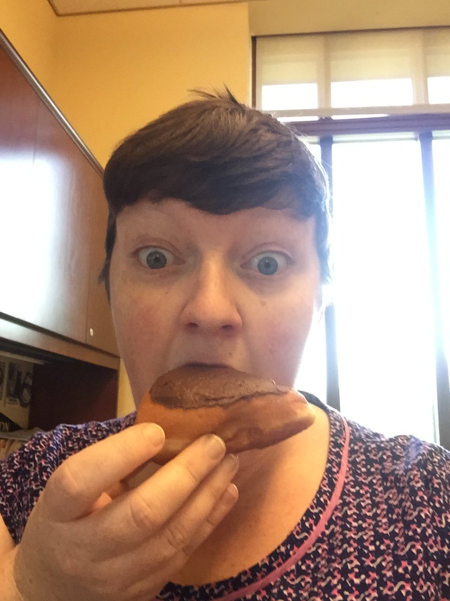 Zerahlynne's tweet photo. @DrJoeStoltz @TBLightning @GWBooks @Capitals This @NHLBruins fan figured if she ate a Boston Creme donut at @GWBooks this morning it wouldnโt really mean she was rooting for the @Capitals in Game 5 ๐ฉ๐๐ฅ
#ItsTimeToMakeTheDonuts https://t.co/68kM2hKffh