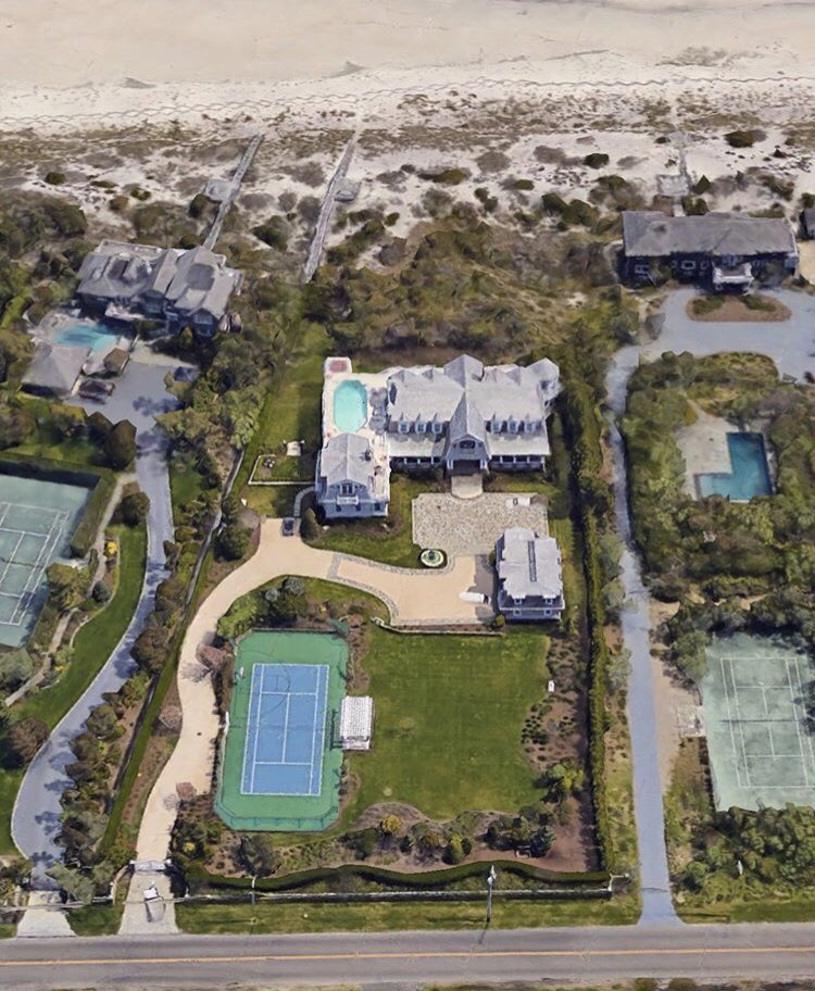 Summer rental available! 124 Dune Road in Quogue. Available July and August for $500,000. Features: 9 Bed, 9.5 Baths, Theatre, Tennis, Oceanfront, Incredible Views, and Gated. Currently being completely renovated. #rental #duneroad #summer #hamptons #thejeremyryanteam #corcoran
