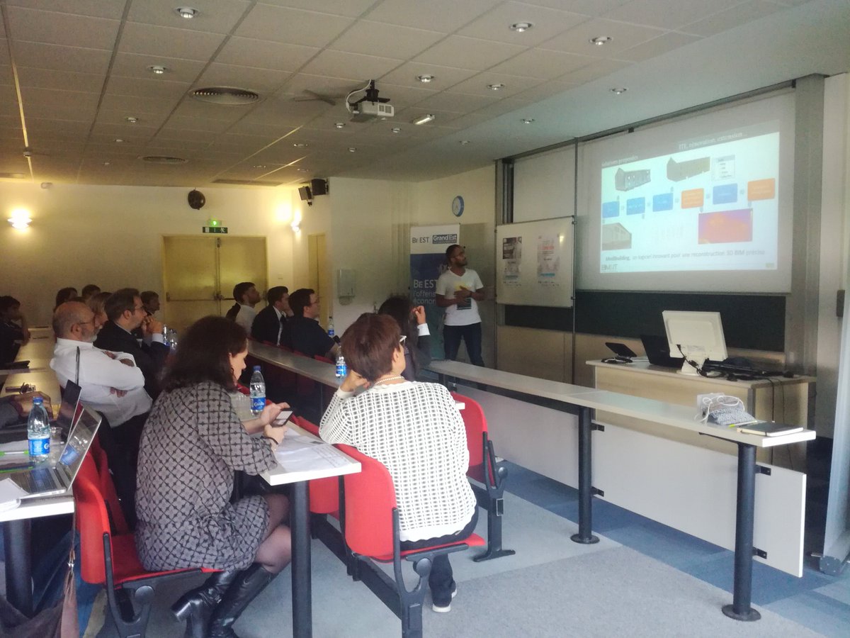 Mohamed Hafri défend le projet de start-up BIM-IT devant le jury du concours Docteurs-Entrepreneurs !  #ChercheursEntrepreneursChallenges <a href="/Univ_Lorraine/">Lorraine</a> #GenerationStartup <a href="/Univ_Lorraine/">Lorraine</a> @SATT_GrandEst