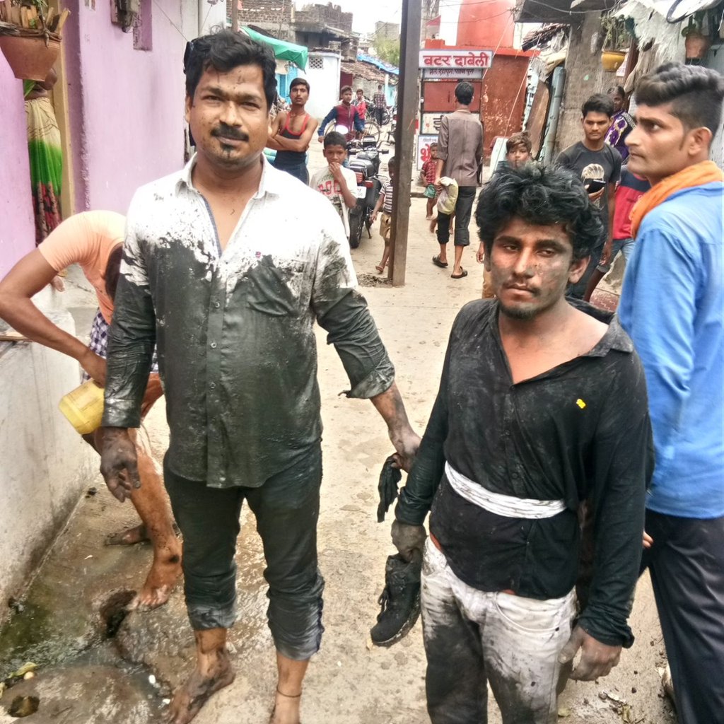 kalamnaps's tweet photo. P.S. KALMANA most  wanted accused cought from dangerous place by  pc  Sheshrao https://t.co/3VqzKLE7yY. 6196 on dated 7.6.2018 https://t.co/SeagfBPCu7