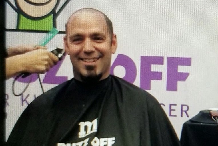 What’s the #buzz about at <a href="/BramanPest/">Braman Termite & Pest Elimination</a>? Emmett Pulliam, branch manager at our new #Waltham location, is sporting a close clip after @buzzforkids at <a href="/GilletteStadium/">Gillette Stadium</a> yesterday, in support of local kids who are battling cancer. Nice work, Emmett; #compassion is a great look!